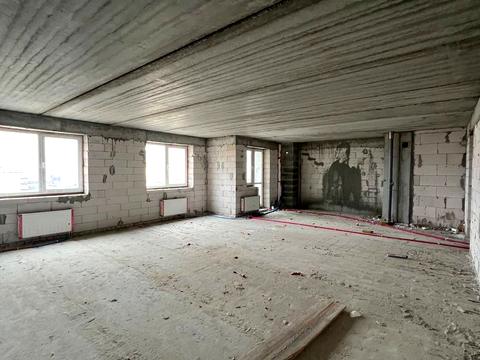 комерційна за адресою Лесі Українки вул., 62-Б