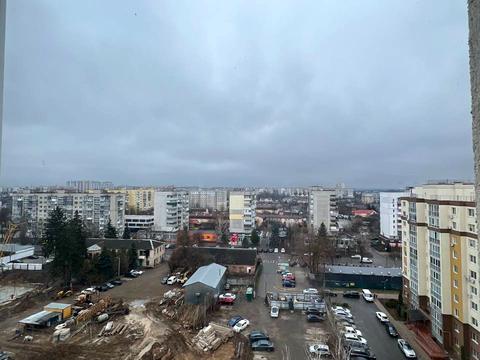 комерційна за адресою Лесі Українки вул., 62-Б