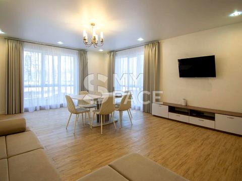 будинок за адресою Лісна