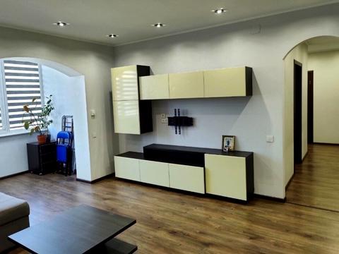 квартира за адресою Василя Симоненка вул., 30