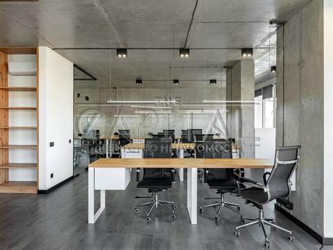 комерційна за адресою вул. Кузнецова, 60/19