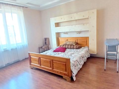 квартира за адресою Тролейбусна вул., 28