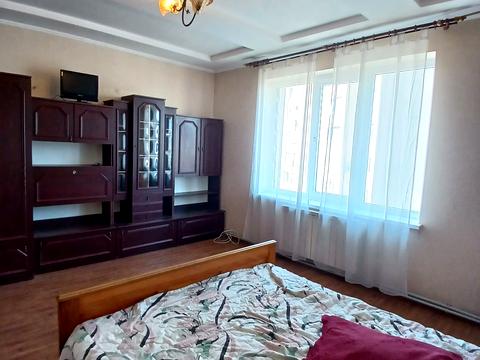 квартира за адресою Тролейбусна вул., 28