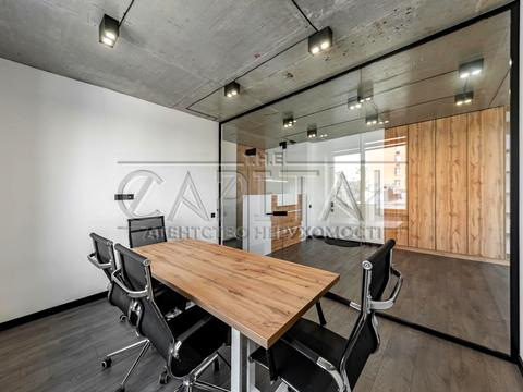 комерційна за адресою вул. Кузнецова, 60/19