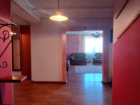 квартира за адресою Тролейбусна вул., 28