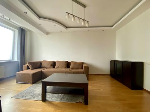 квартира за адресою Дніпровська набережна вул., 1-А