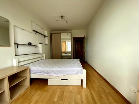 квартира за адресою Дніпровська набережна вул., 1-А