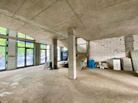 комерційна за адресою Грушевського вул., 32А