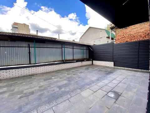 комерційна за адресою Грушевського вул., 32А