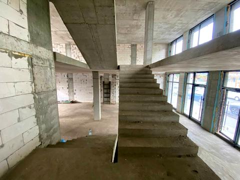 комерційна за адресою Грушевського вул., 32А