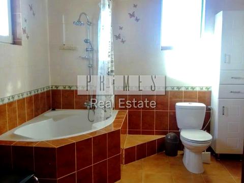 будинок за адресою Ярослава Мудрого вул.