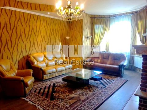 будинок за адресою Ярослава Мудрого вул.