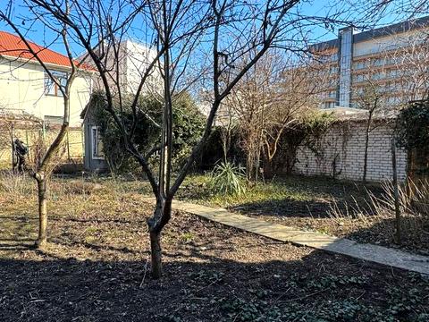 ділянка за адресою Львівська вул.