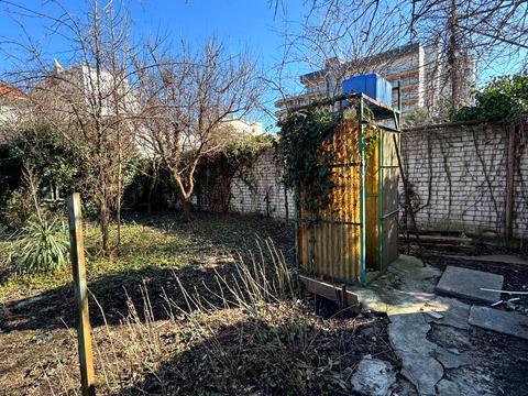 ділянка за адресою Львівська вул.