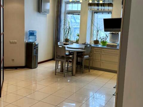 квартира за адресою Панаса Мирного вул., 16/13