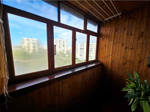 квартира за адресою Київ, Володимира Івасюка просп. (Героїв Сталінграду), 49-Б