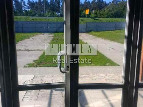 комерційна за адресою щаслива, 1