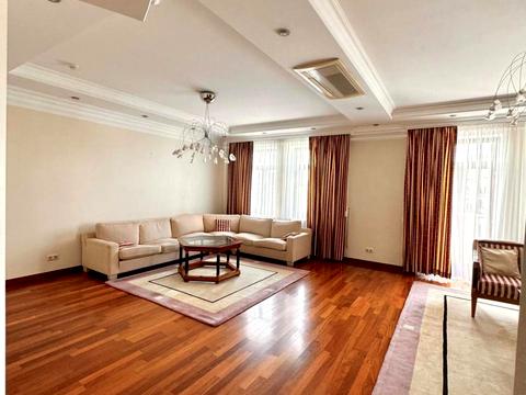 квартира за адресою Обсерваторна вул., 10