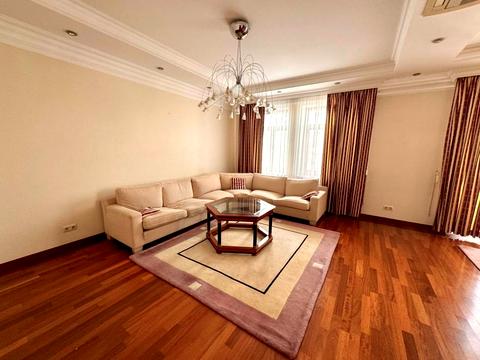 квартира за адресою Обсерваторна вул., 10