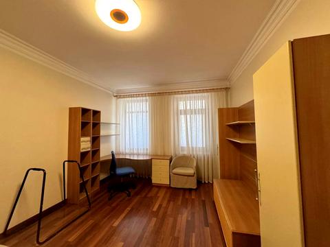 квартира за адресою Обсерваторна вул., 10