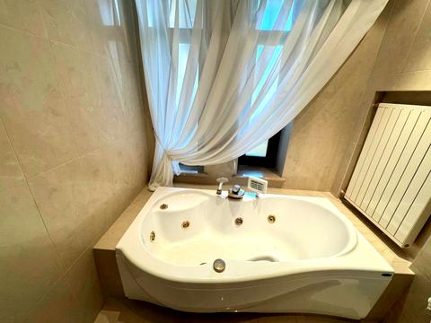 квартира за адресою Обсерваторна вул., 10