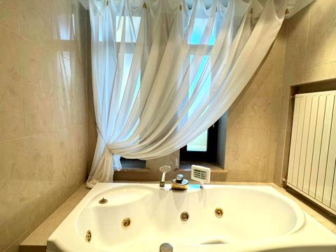 квартира за адресою Обсерваторна вул., 10