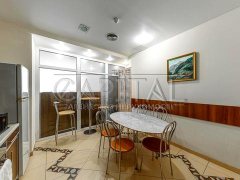 комерційна за адресою Тараса Шевченка бульв., 33