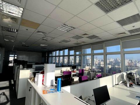 комерційна за адресою Київ, Миколи Амосова вул., 12