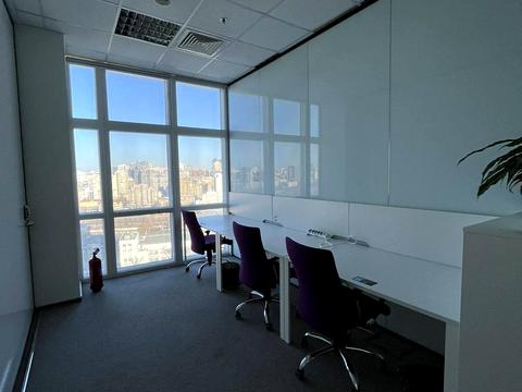 комерційна за адресою Київ, Миколи Амосова вул., 12