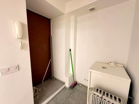 комерційна за адресою Казимира Малевича вул. (Боженка), 111