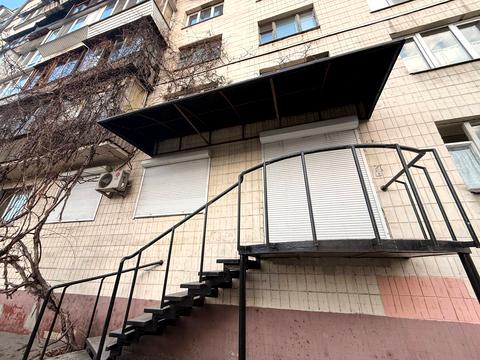 комерційна за адресою Казимира Малевича вул. (Боженка), 111