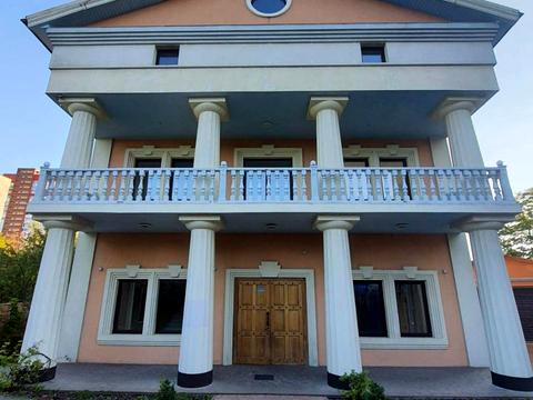 будинок за адресою Монтажників вул.