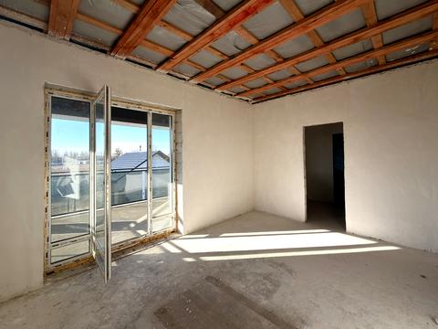 дом по адресу с. Дмитровка, Зоряна