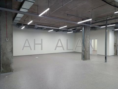 комерційна за адресою Глибочицька вул., 32