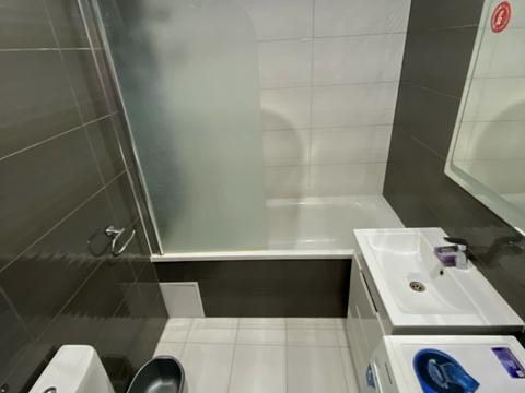 квартира за адресою Джерельна вул., 8