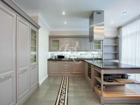 квартира по адресу Андрея Верхогляда ул. (Михайла Драгомирова), 14