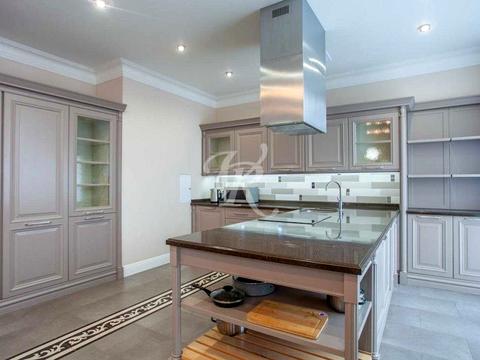 квартира по адресу Андрея Верхогляда ул. (Михайла Драгомирова), 14