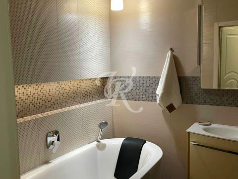 квартира по адресу Андрея Верхогляда ул. (Михайла Драгомирова), 14