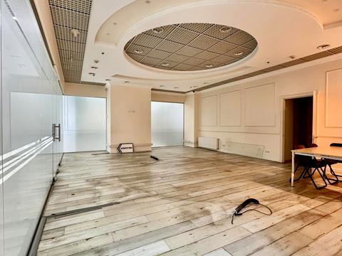 комерційна за адресою Богдана Хмельницького вул., 17/24а