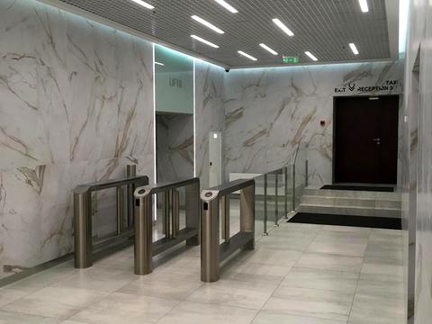 комерційна за адресою Богдана Хмельницького вул., 17/24а