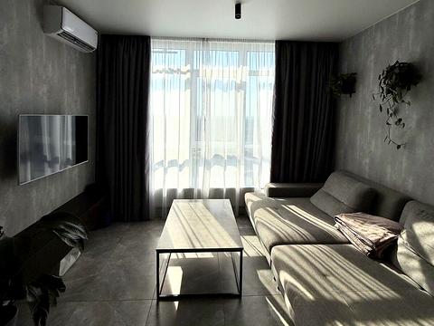 квартира за адресою Академіка Філатова вул., (Будинок 4)