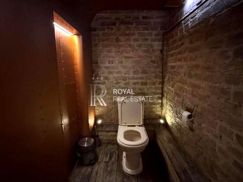 коммерческая по адресу Евгения Чикаленко ул. (Пушкінська), 10-Б