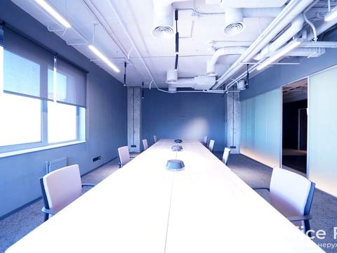 комерційна за адресою Володимирська вул., 12