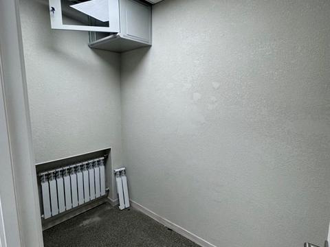 комерційна за адресою Драгоманова вул., 27