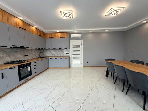 квартира за адресою Героїв Майдану вул., 2