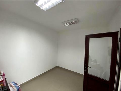 комерційна за адресою Цегельний пров., 7