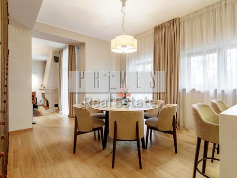 будинок за адресою Каштанова, 4