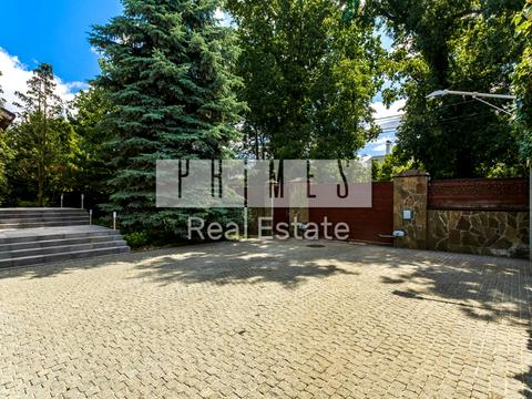 будинок за адресою Каштанова, 4
