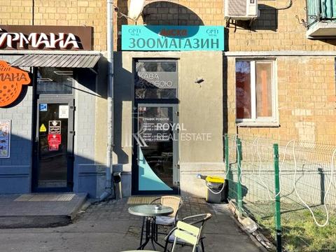 комерційна за адресою Авіаконструктора Антонова вул., 35