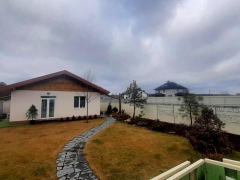 будинок за адресою Вишнева вул.